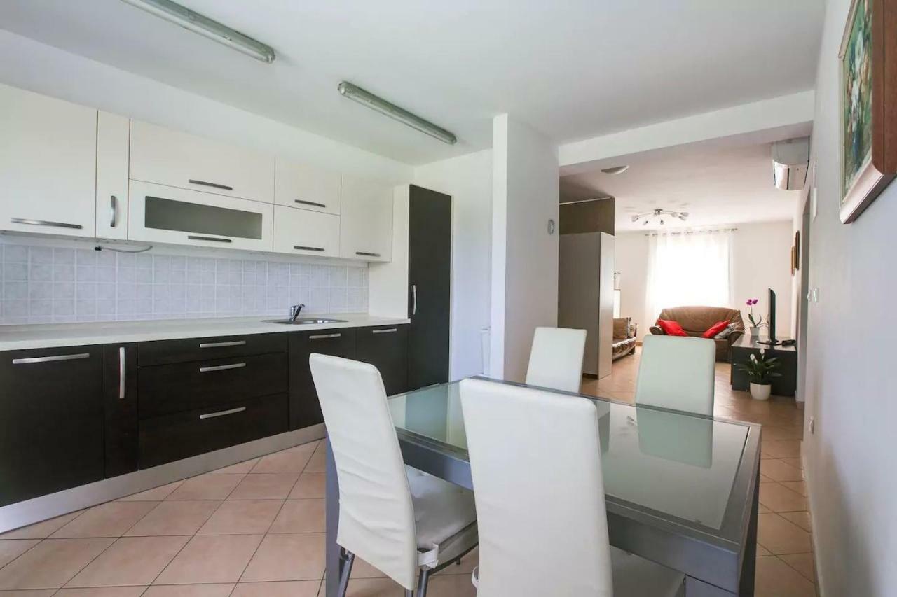 Apartment Vitalia 2+2 Porec Luaran gambar