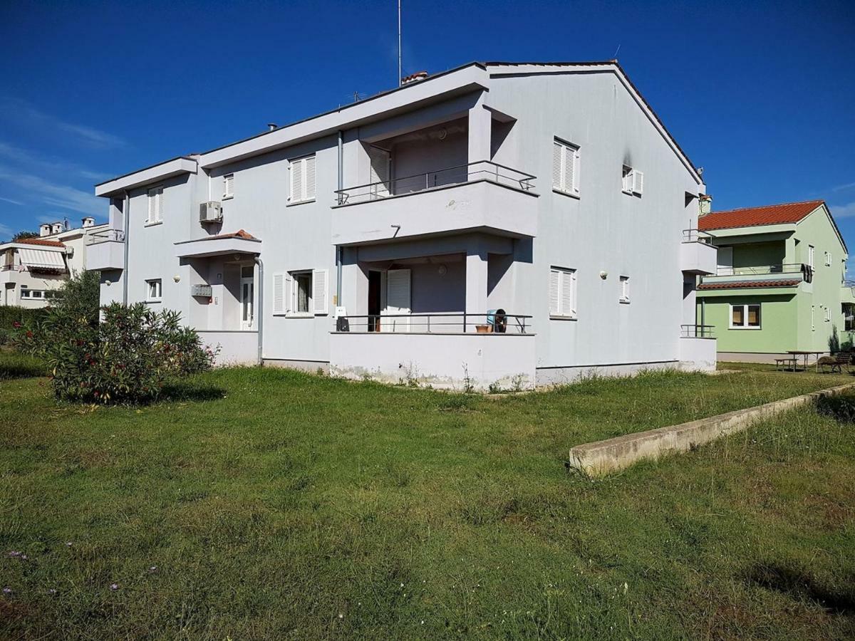 Apartment Vitalia 2+2 Porec Luaran gambar